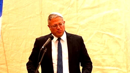 بن غفير يهاجم نتنياهو: إذا قرر التنازل عن هدف تدمير حماس وتفكيكها فلن يكون للحكومة حق الوجود