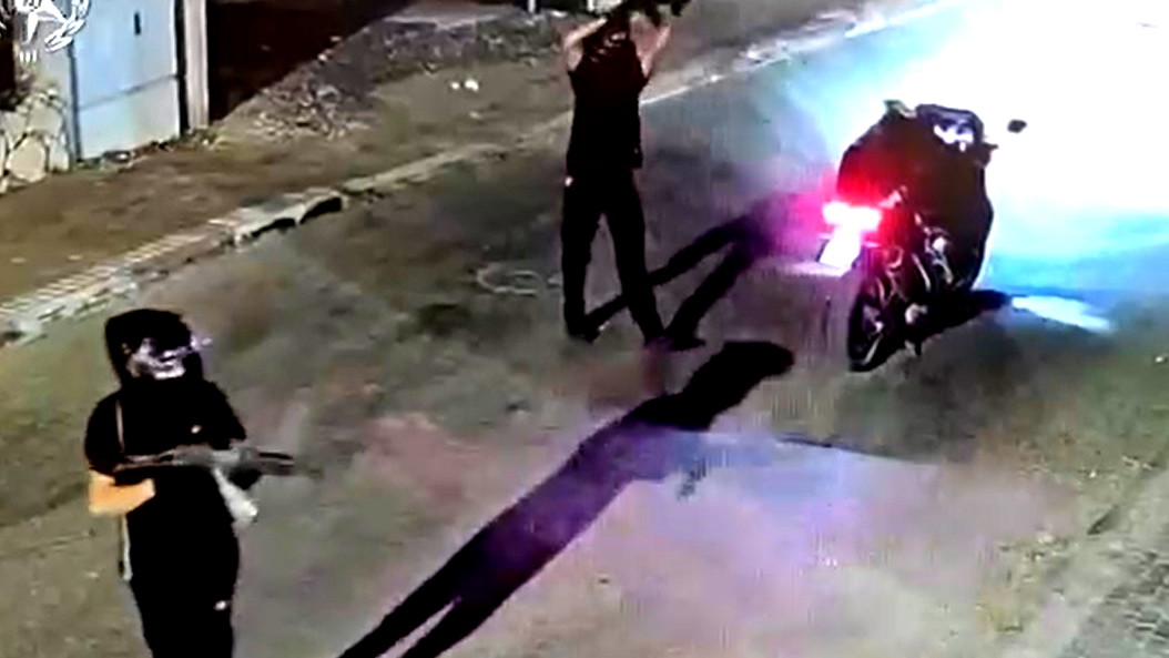 اتهام شابين من قلنسوة والطيبة بإطلاق نار نحو منزل وشاحنة في زيمر 