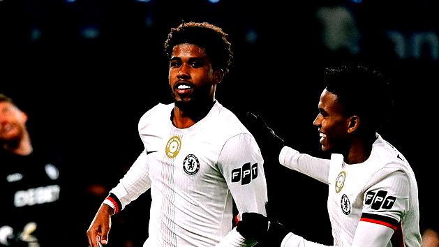 تشيلسي ينجو من ريمونتادا ولفرهامبتون ويبلغ ربع نهائي كأس الرابطة