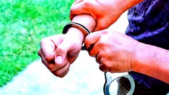 اعتقال قاصر (14 عامًا)  من يافا يعاني من طيف التوحد بتهمة التعاون مع جهات معادية وتحضير مواد متفجرة