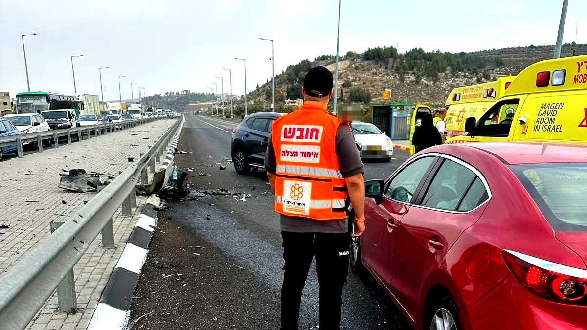 أربع إصابات إحداها خطيرة من جرّاء حادث طرق وقع على شارع 85 بالقرب من مجد الكروم