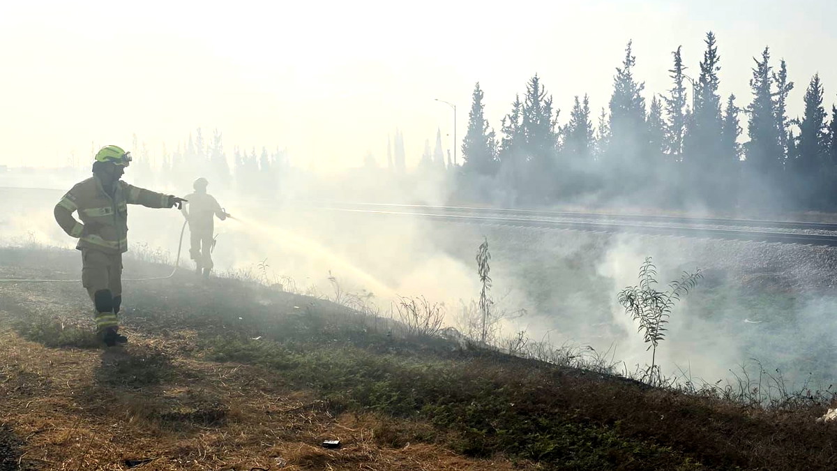 إحتراق مركبة واغلاق شارع 6 باتجاه الجنوب قبل مفرق “شورك” أمام حركة السير