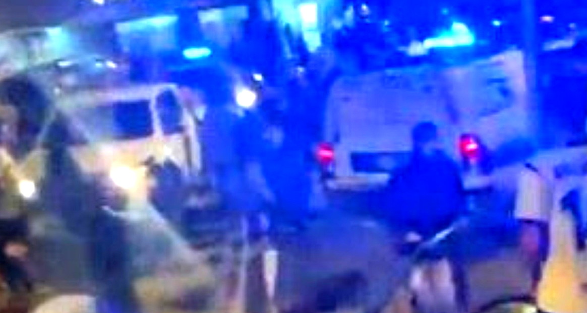 قلنسوة: مطاردة شرطية لفتى بسبب خوذة يؤدي الى اشتباكات ومناوشات مع السكان