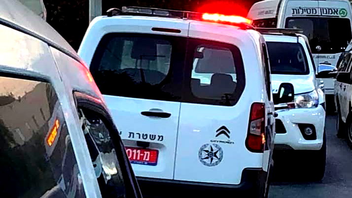 إصابة شاب بجراح خطيرة إثر تعرضه لحادثة عنف في الرينة