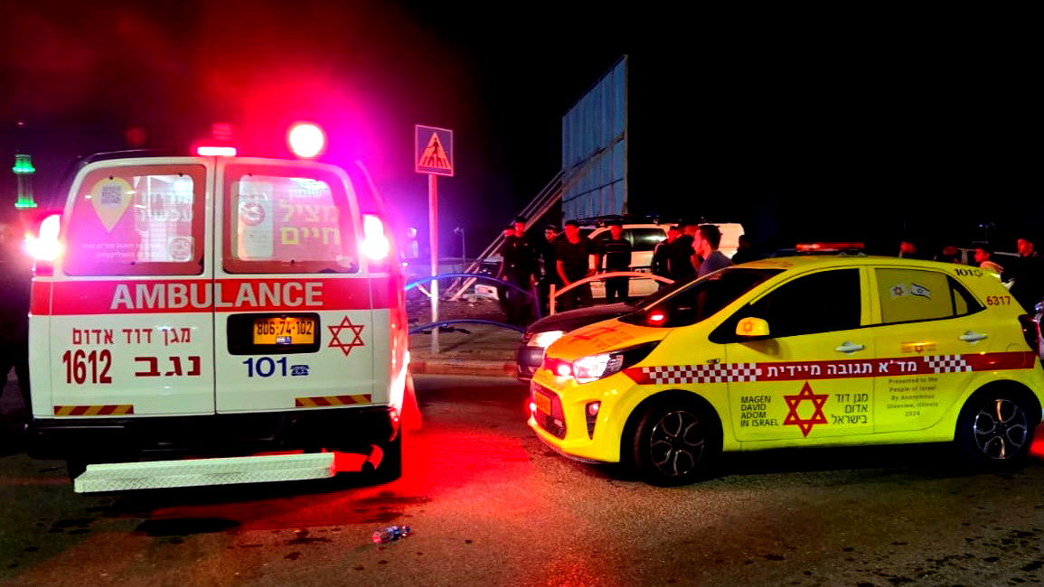 إصابة فتى (15 عامًا) بجروح خطيرة إثر دهسه من سيارة في شقيب السلام