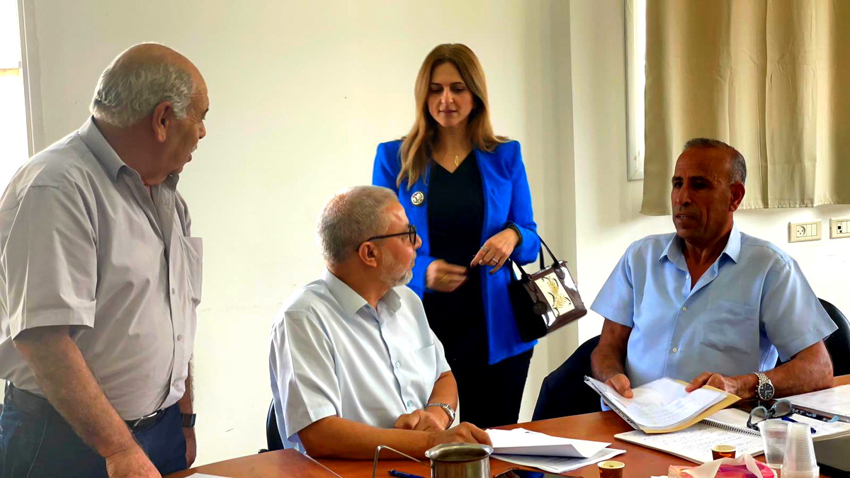 نيفين أبو رحمون تقدّم رسميًا ترشيحها لرئاسة لجنة المتابعة العليا