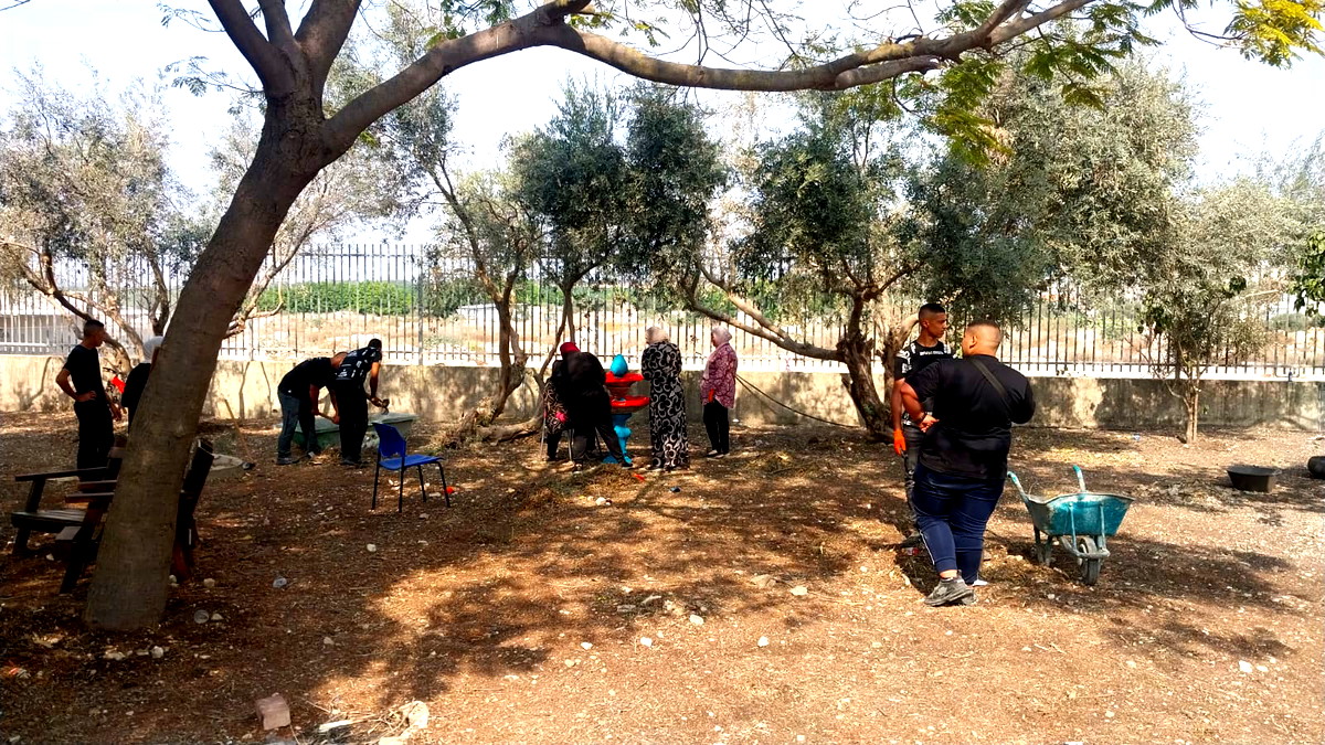 يوم قمّة مميّز- قسم الخدمات الاجتماعية في كفرقرع يبادر بإقامة حديقة نموذجية جماهيرية