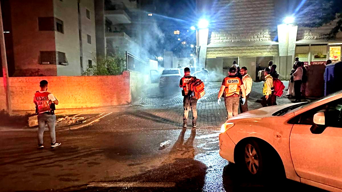 إصابة سيدة بجراح خطيرة جراء اندلاع حريق في سيارة بحريش