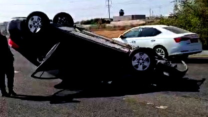 إصابة شاب بجراح متوسطة إثر انقلاب سيارة على شارع 6 قرب الطيرة