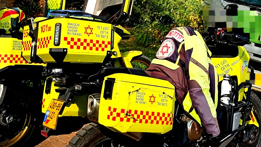 ريشون لتسيون: إصابة عامل بجراح خطيرة إثر سقوطه عن ارتفاع