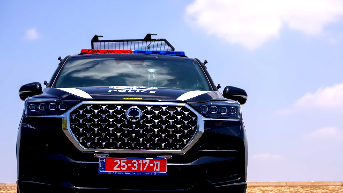 التحقيق مع ضابط رفيع المستوى بالشرطة بشبهة خيانة الأمانة واستغلال منصبه بشكل غير مشروع