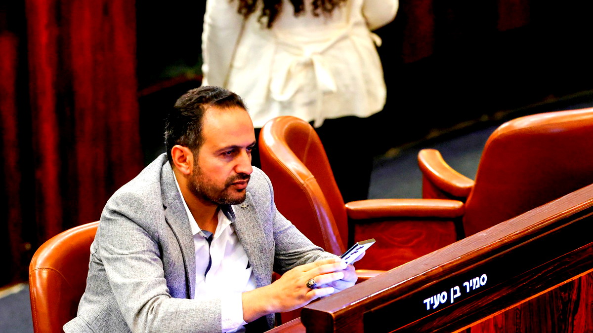 د. سمير بن سعيد يطالب بتوسيع خط الحافلات 67 ليشمل قريتي خشم زنة وبئر المشاش في النقب