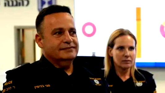 الضابط ماني بنيامين قائد وحدة لاهف 433 هو المشتبه بخيانة الامانة وإساءة استخدام السلطة