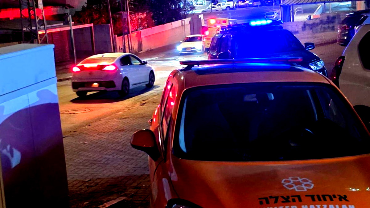 رهط: اصابة فتى (17 عاما) بجراح متوسطة اثر تعرضه لاطلاق نار