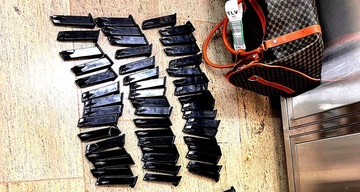 الشرطة تحبط محاولة تهريب أكثر من 100 مسدس صوت قابلة للتحويل إلى أسلحة نارية في مطار بن غوريون