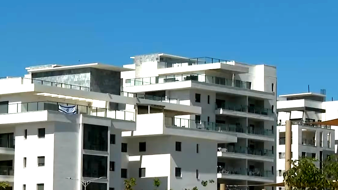 تقرير: التضخم في إسرائيل يستقر عند 2.5% مع تراجع في أسعار الشقق والمواد الاستهلاكية