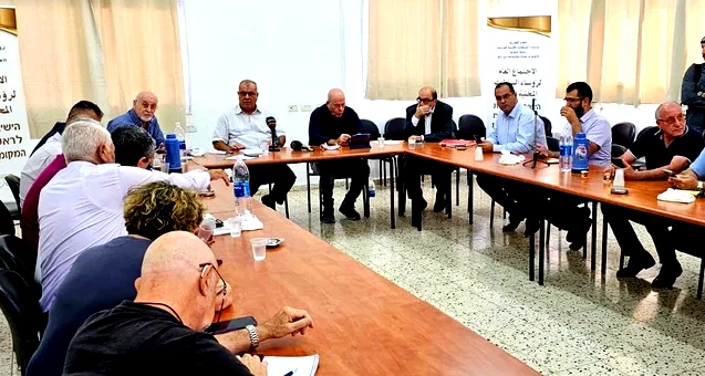 لجنة الانتخابات تؤكد استمرار انتخابات لجنة المتابعة غدًا وتتعهد بالشفافية والنزاهة 