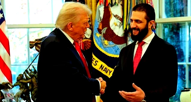 مصادر عبرية: الشرع يعزز موقفه بلقاء ترامب لكن الخطر على حكمه لا يزال داخليًا 