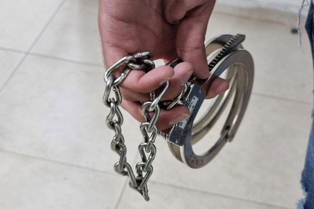 الشرطة والشاباك يعلنون عن اعتقال 4 مشتبهين من بيت صفافا بتهمة دعم داعش والتخطيط لاستخدام أسلحة ضد اليهود