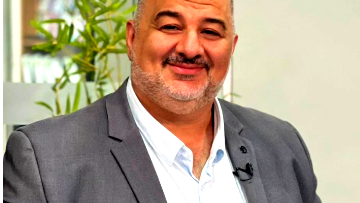 د. منصور عباس:جمال زحالقة هو رئيس للمتابعة وننتظر كيف سيصحح المسار بإعادة الحق لنا والقيام بالإصلاحات المطلوبة في لجنة المتابعة