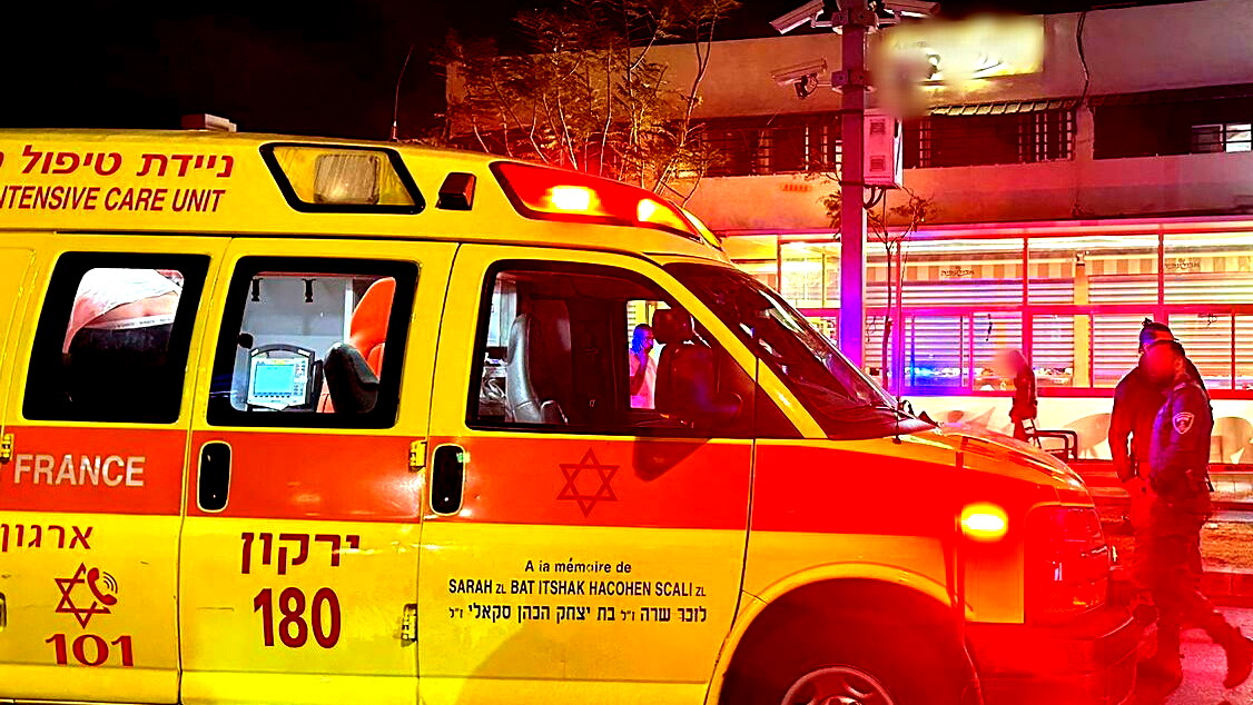 إصابة راكب دراجة كهربائية بجراح متوسطة إثر حادث طرق في الطيبة