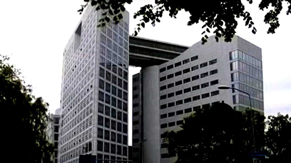 إسرائيل تطلب من الجنائية الدولية استبعاد كريم خان وإلغاء مذكرات اعتقال نتنياهو وغالانت