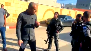 بحجة البناء غير المُرخص- هدم منزل مأهول بالسّكان في طوبا الزنغرية والمجلس المحلي يعلن عن إضراب شامل... سياسة عنصرية