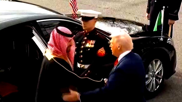 الرئيس الأمريكي دونالد ترامب يتسقبل ولي العهد السعودي محمد بن سلمان في واشنطن