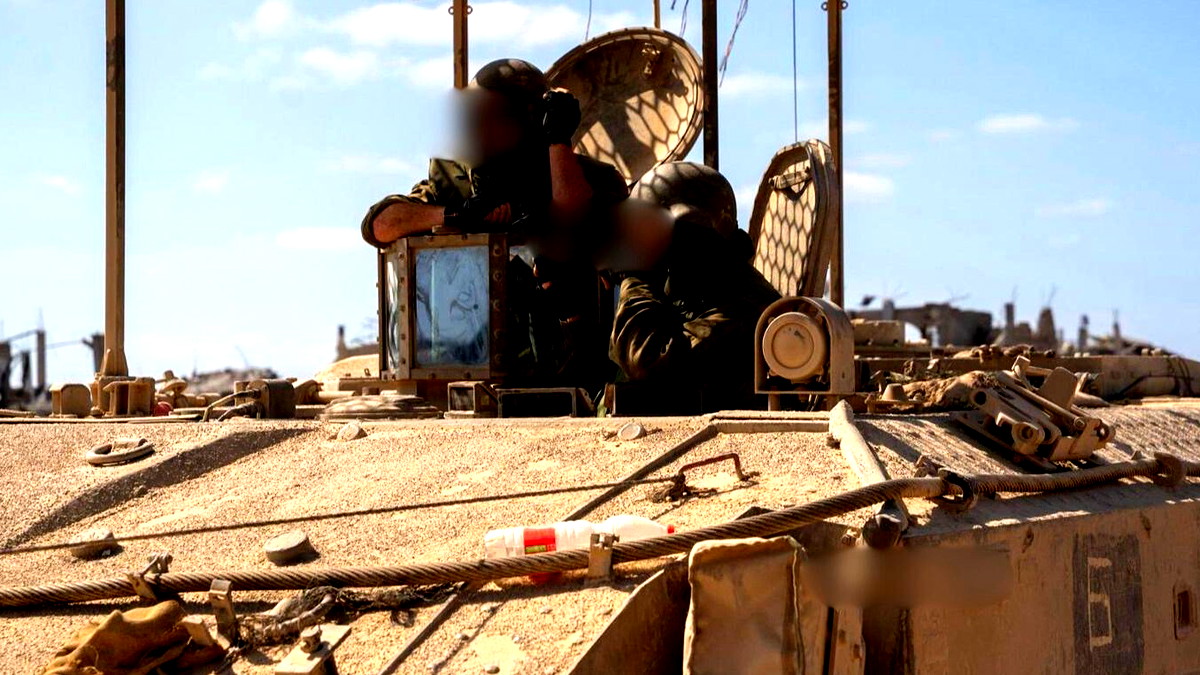 عشرات القتلى والمصابين في سلسلة غارات إسرائيلية على قطاع غزة