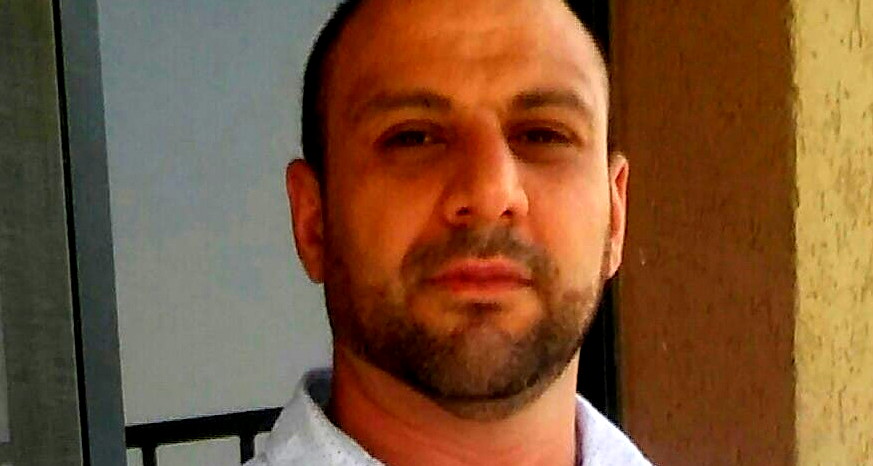 تاجُ العِشْقِ وَسَيْفُ البَيَانِ  