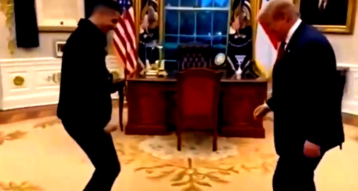 ترامب ينشر فيديو غريب مصمم بالذكاء الاصطناعي ويعلق: رونالدو رجل عظيم 