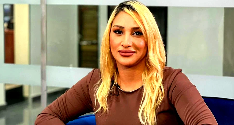 arabtv  - برنامج "قصة نجاح" يستضيف ميسون الفقير: امرأة من اللد كتبت قصة تميّزها بالشعر والألوان 