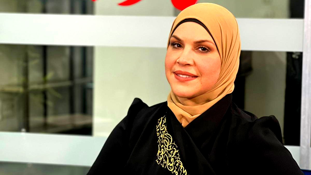 برنامج "قصة نجاح" يستضيف رنا عبد القادر : مثال لإنسانة قوية ما استسلمت وقفت على رجليها رغم الألم