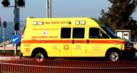 منطقة القدس: احالة شاب (38 عامًا) بحالة حرجة إلى المستشفى بعد العثور عليه فاقدًا للوعي