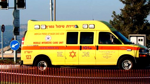 منطقة القدس: احالة شاب (38 عامًا) بحالة حرجة إلى المستشفى بعد العثور عليه فاقدًا للوعي