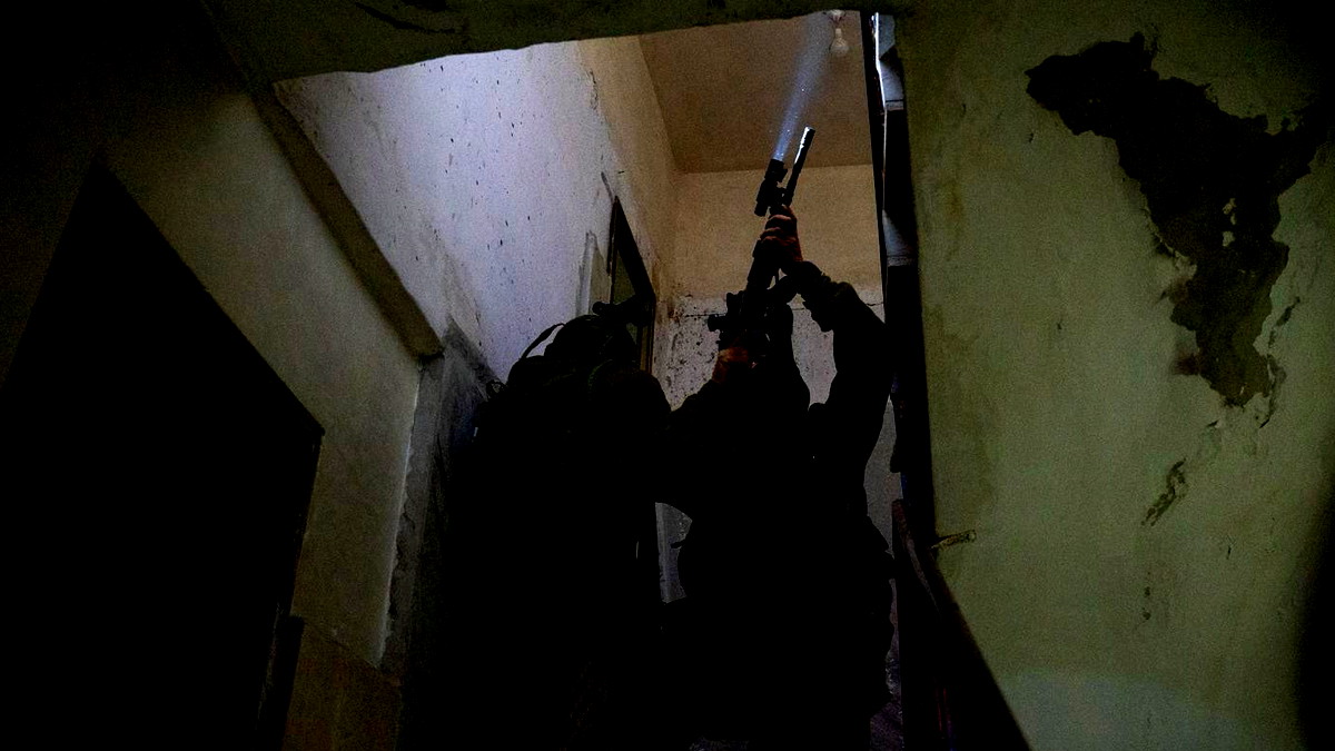 الجيش الإسرائيلي: اعتقال أكثر من 60 شخصًا في الضفة الغربية بينهم 18 ناشطًا من حماس