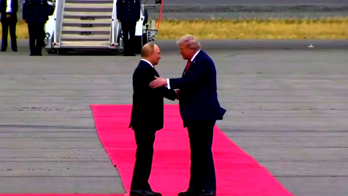 ترامب: بوتين لا يسعى إلى إشعال حرب جديدة والخميس موعد نهائي مناسب لأوكرانيا لقبول اقتراح السلام