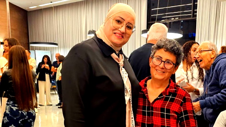 قراءة نقدية في كتاب “ضجيج الصمت” لهديل قشوع شريقي