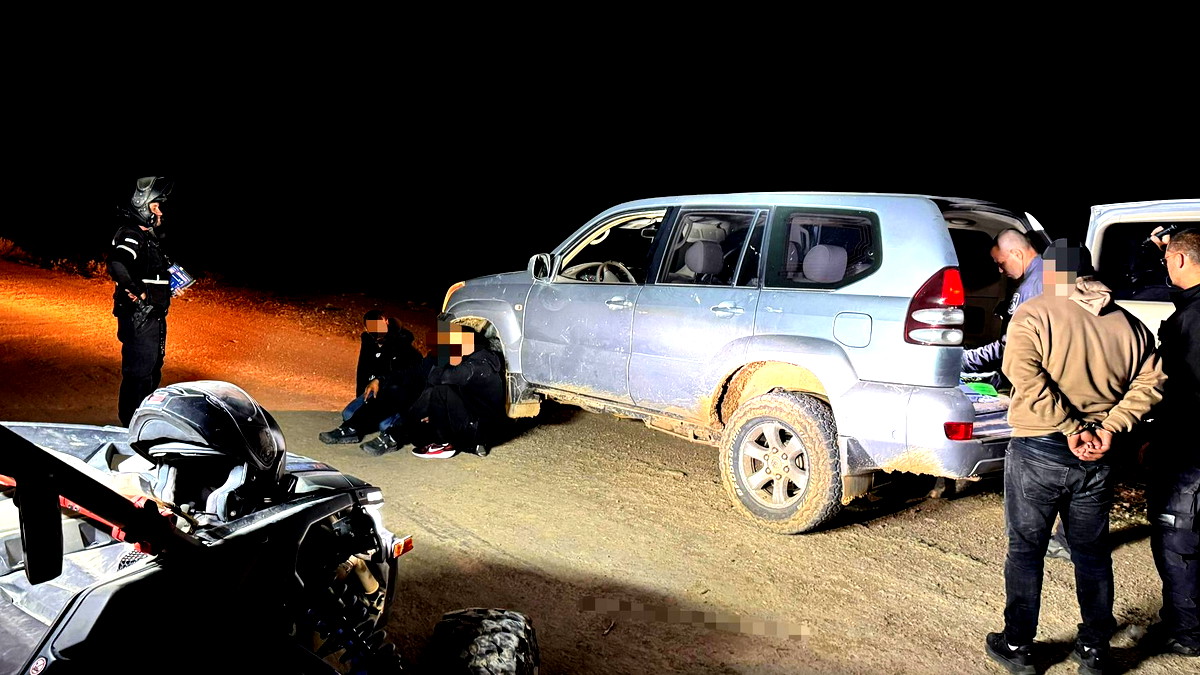 النقب: اعتقال 9 مشتبهين وضبط أسلحة 