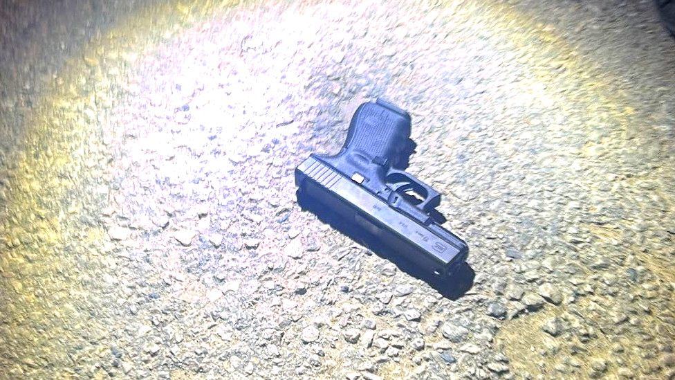 يافا: الشرطة تعتقل رجلاً وبحوزته مسدس بعد إطلاق نار في شارع ناديا حلو