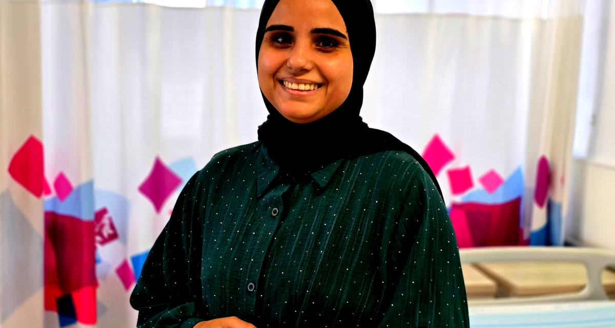 من البيت إلى غرفة العمليّات الجراحيّة: هذا هو الطفيليّ الذي يمكنه أن يلوِّث الغذاء الطازج ويُعرِّض الحياة للخطر