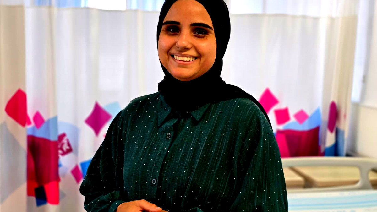 من البيت إلى غرفة العمليّات الجراحيّة: هذا هو الطفيليّ الذي يمكنه أن يلوِّث الغذاء الطازج ويُعرِّض الحياة للخطر