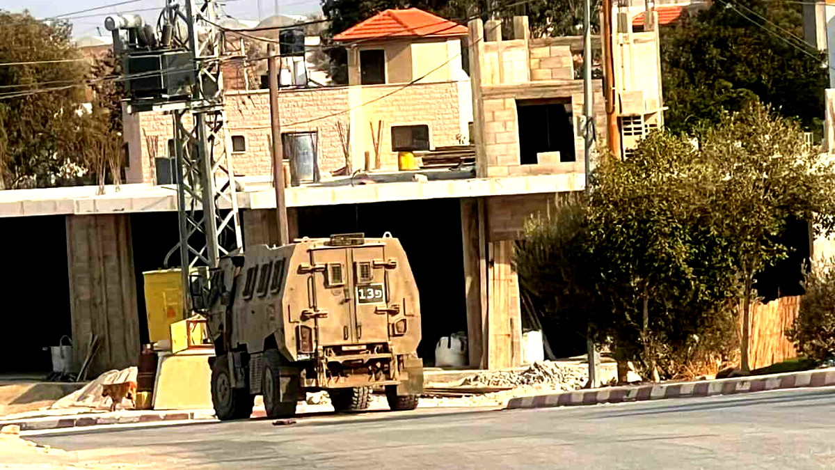 مصادر فلسطينيّة: ارتقاء شاب (22 عامًا) برصاص الجيش الإسرائيليّ في قرية مركة جنوبيّ مدينة جنين