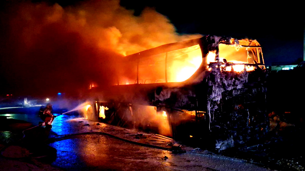 اندلاع حرائق في أربع حافلات بمناطق مختلفة في شفاعمرو