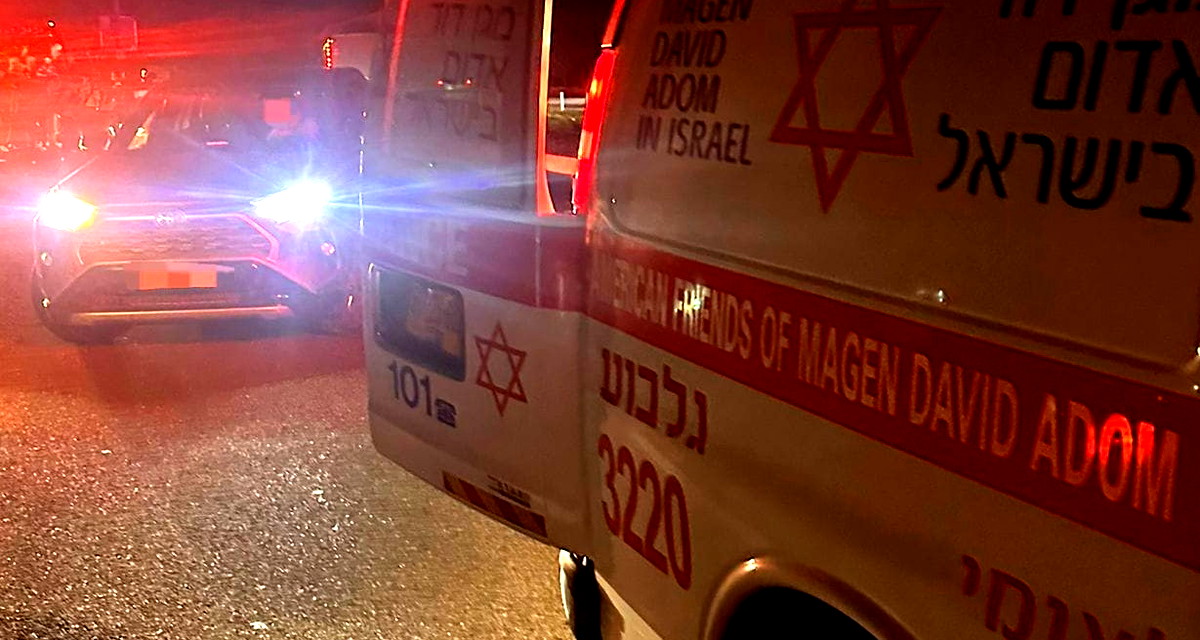 مجد الكروم: إصابة فتى (12 عاماً) بجراح متوسطة إثر انقلاب تركتورون