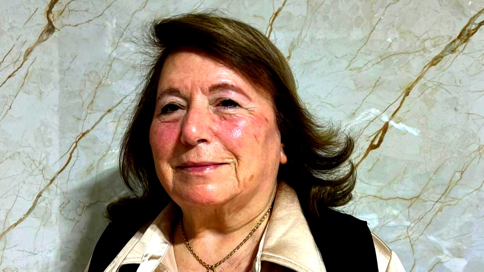 موشحات لِعيد الميلاد- جودي بعطائِكِ يا سَما