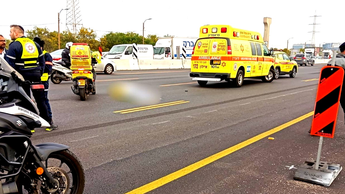 جنوب البلاد: إصابة خطيرة لشاب إثر حادث سير بين دراجة نارية ومركبة على شارع 35