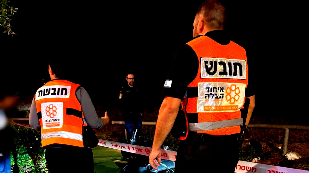 إصابة حرجة لسائق دراجة نارية (25 عامًا) إثر حادث سير ذاتي في أشكلون