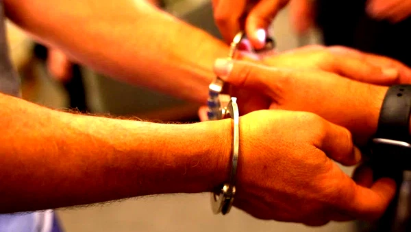 اعتداء وحشي في القدس: أم تهدد حياة أطفالها وتضرب رضيعًا يبلغ 6 أشهر