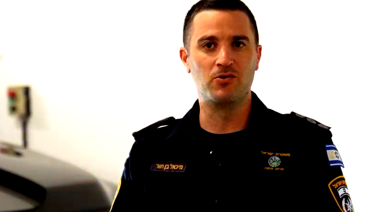 تقديم لائحة اتهام: قائد شاحنة كان يقود بتهوّر تحت تأثير الكحول، اصطدم بعدة مركبات ودوريات شرطة